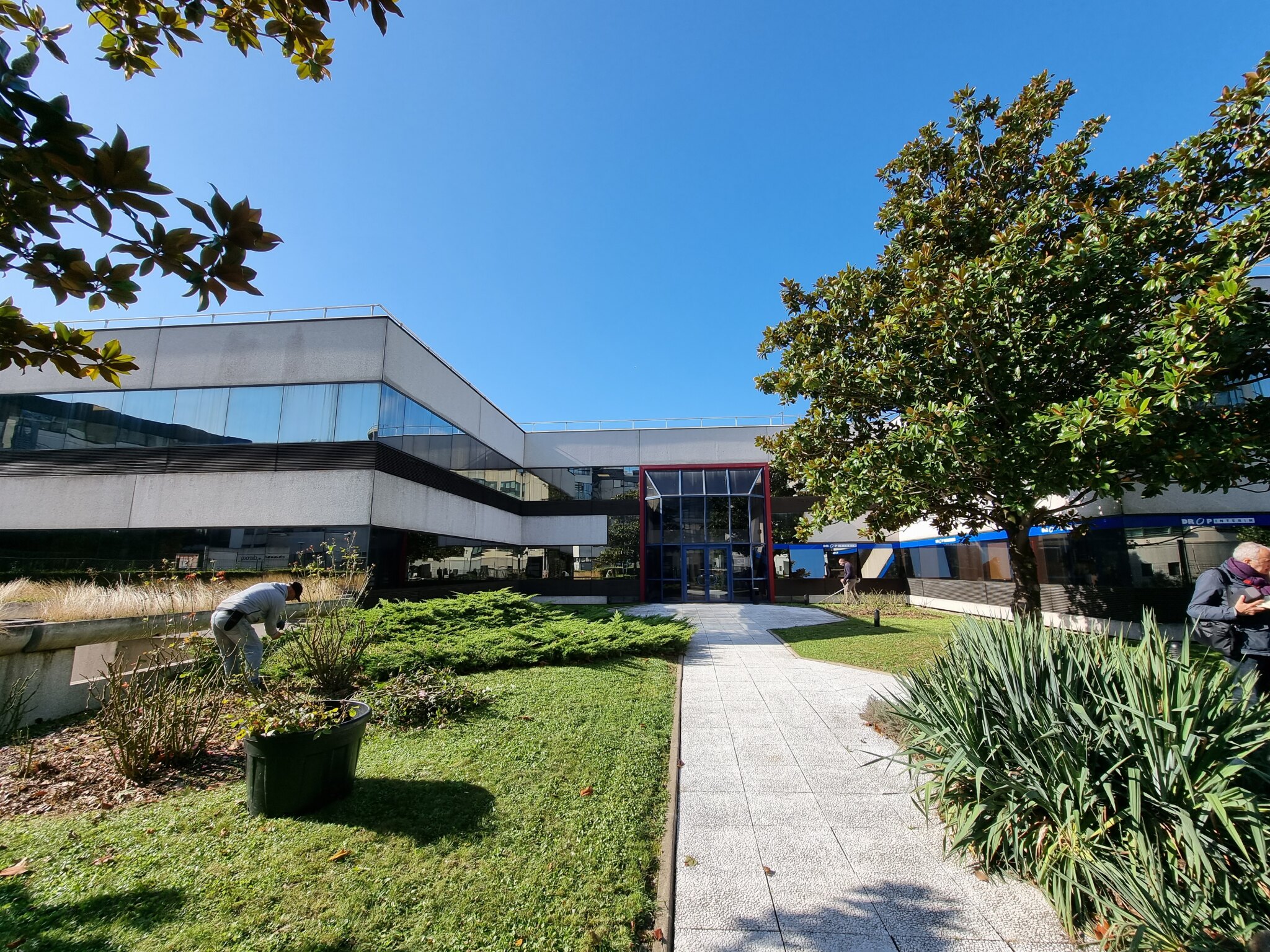 Bureaux et locaux d'activités à Saint Denis