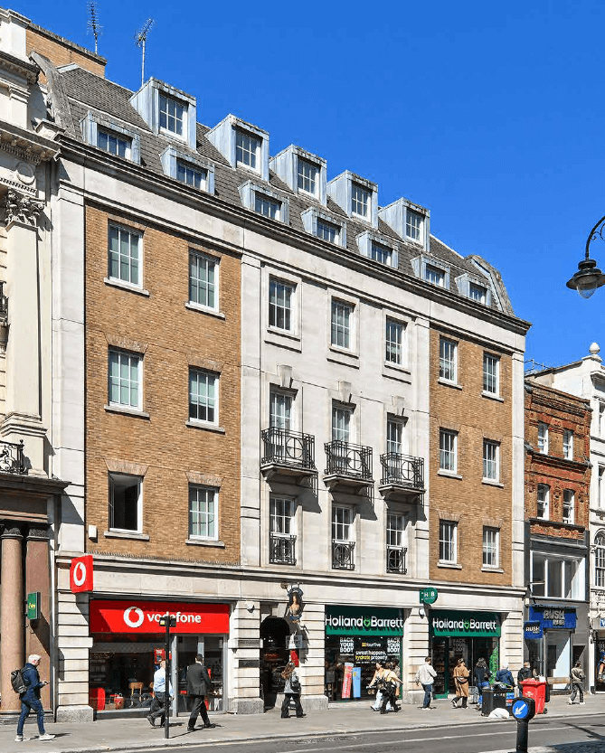 Remake UK 2025 - Strand - ext 1